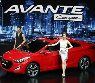 Hyundai Elantra Coupe isi face debutul in Asia, in cadrul Salonului Auto de la Busan 2012