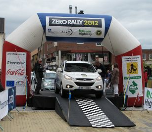 Modelul electric Hyundai ix35 cu celule de hidrogen a fost testat in Europa in cadrul Zero Rally