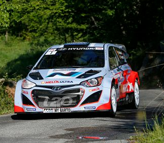 Dani Sordo si Bryan Bouffier vor lua startul in Raliul Germaniei la volanul modelului Hyundai i20 WRC