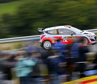 Inceput bun pentru echipa Hyundai Shell World Rally pe teren propriu in Raliul Germaniei