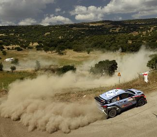 Thierry Neuville se afla pe primul loc, inaintea ultimei zile din Raliul Sardiniei