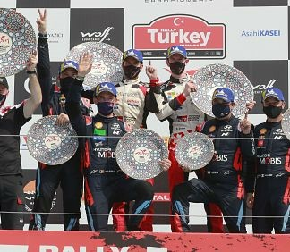 Hyundai Motorsport a incheiat Raliul Turciei cu doua echipaje pe podium