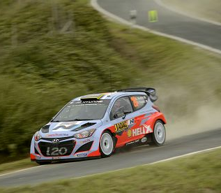 Echipa Hyundai Shell World Rally este implicata in lupta pentru un loc pe podium in Raliul Germaniei