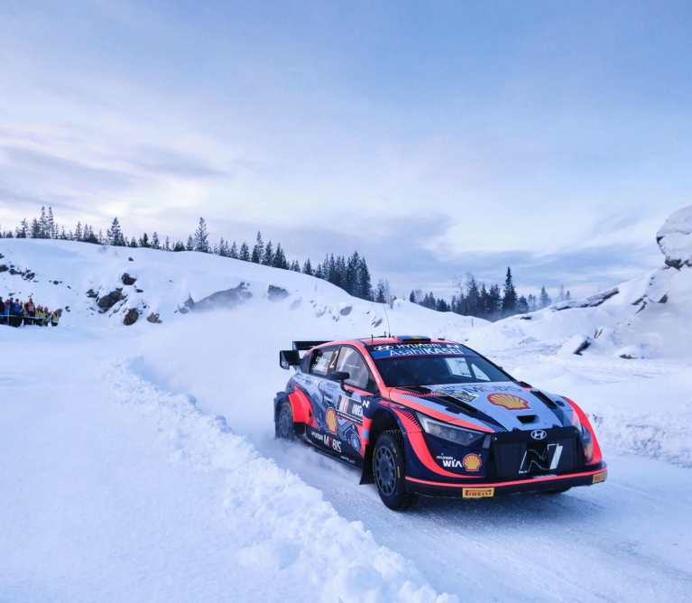 Hyundai Motorsport si Thierry Neuville - primul podium din acest sezon