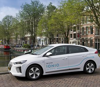 Hyundai a lansat la Amsterdam primul serviciu de car sharing cu autovehicule electrice