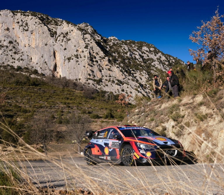 Hyundai Motorsport concureaza pentru un loc pe podium in Raliul Monte-Carlo