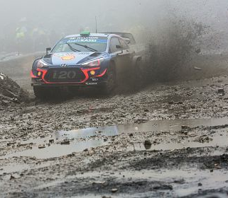 Hyundai Motorsport se afla pe locul al doilea dupa prima zi din Raliul Marii Britanii