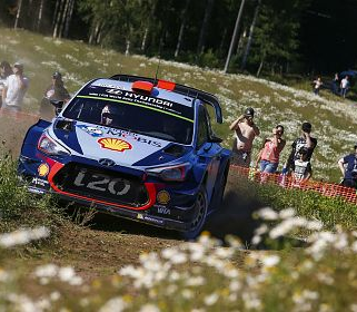 Thierry Neuville a preluat conducerea in clasamentul general al pilotilor dupa Raliul Finlandei